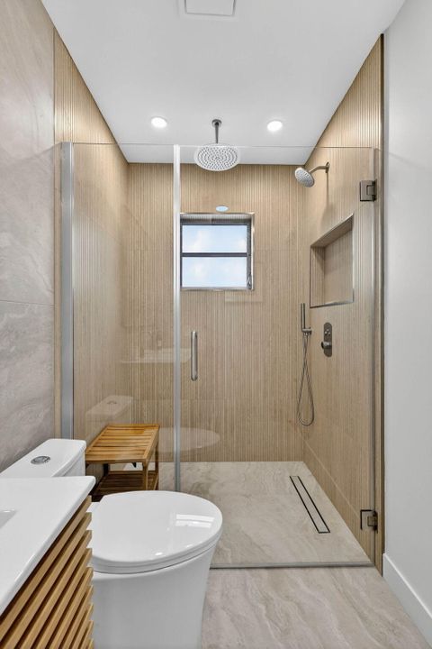 待售: $499,000 (2 贝兹, 2 浴室, 1741 平方英尺)