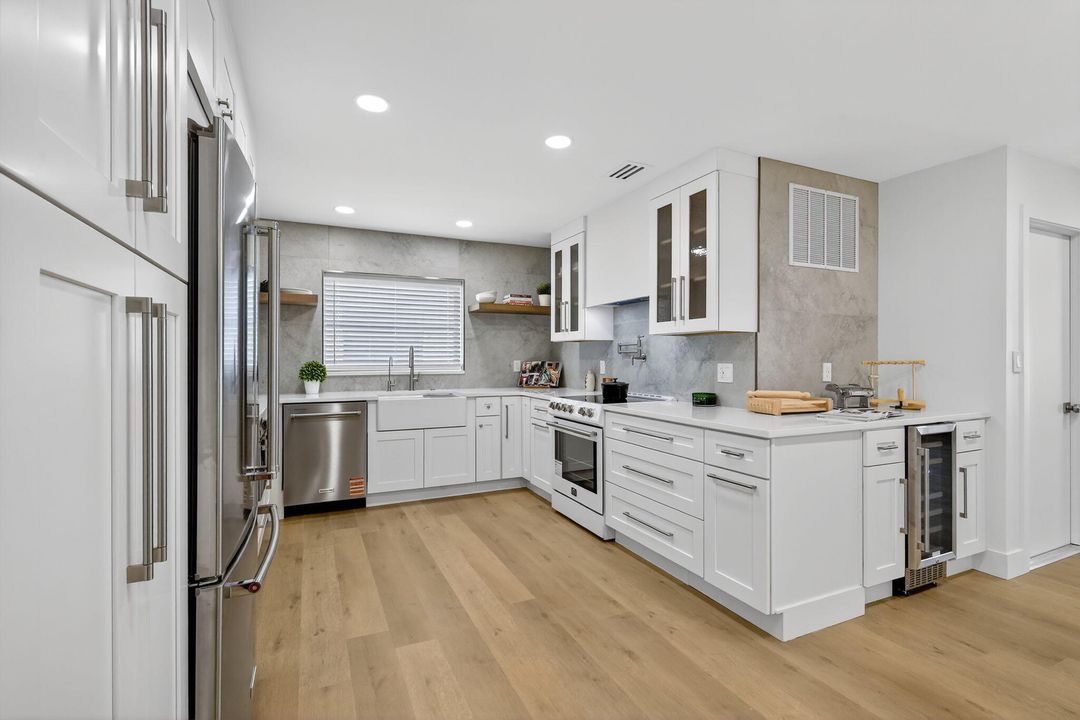 待售: $499,000 (2 贝兹, 2 浴室, 1741 平方英尺)