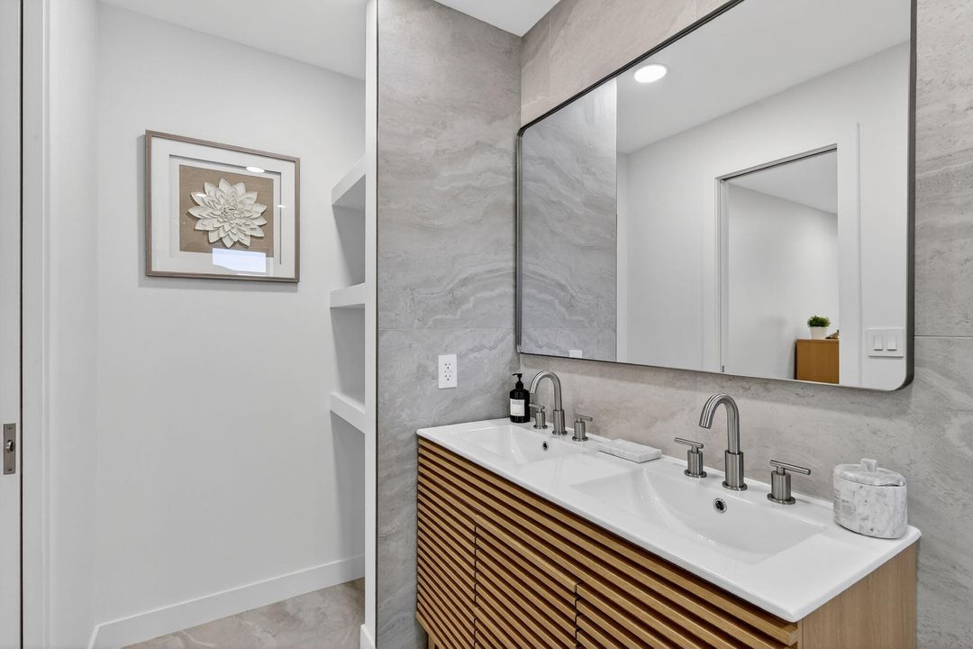 待售: $499,000 (2 贝兹, 2 浴室, 1741 平方英尺)