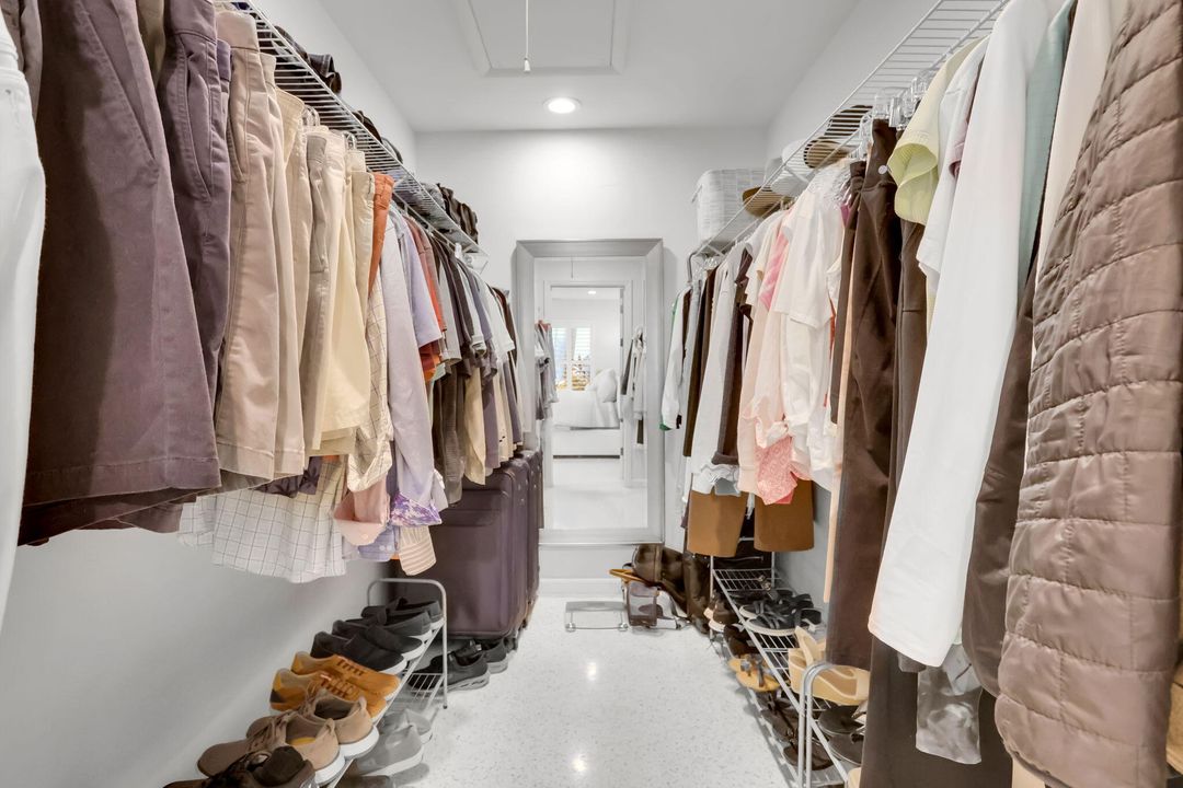 En Venta: $1,500,000 (2 camas, 2 baños, 1450 Pies cuadrados)