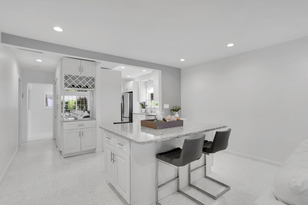 En Venta: $1,500,000 (2 camas, 2 baños, 1450 Pies cuadrados)