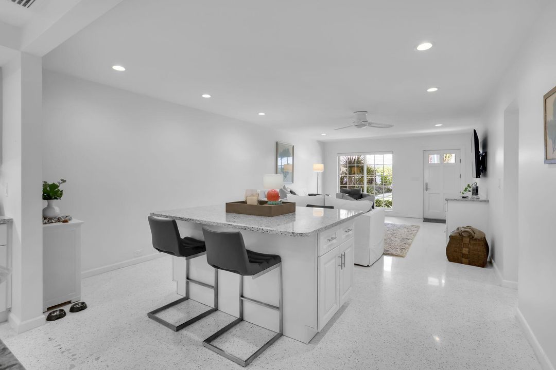 En Venta: $1,500,000 (2 camas, 2 baños, 1450 Pies cuadrados)