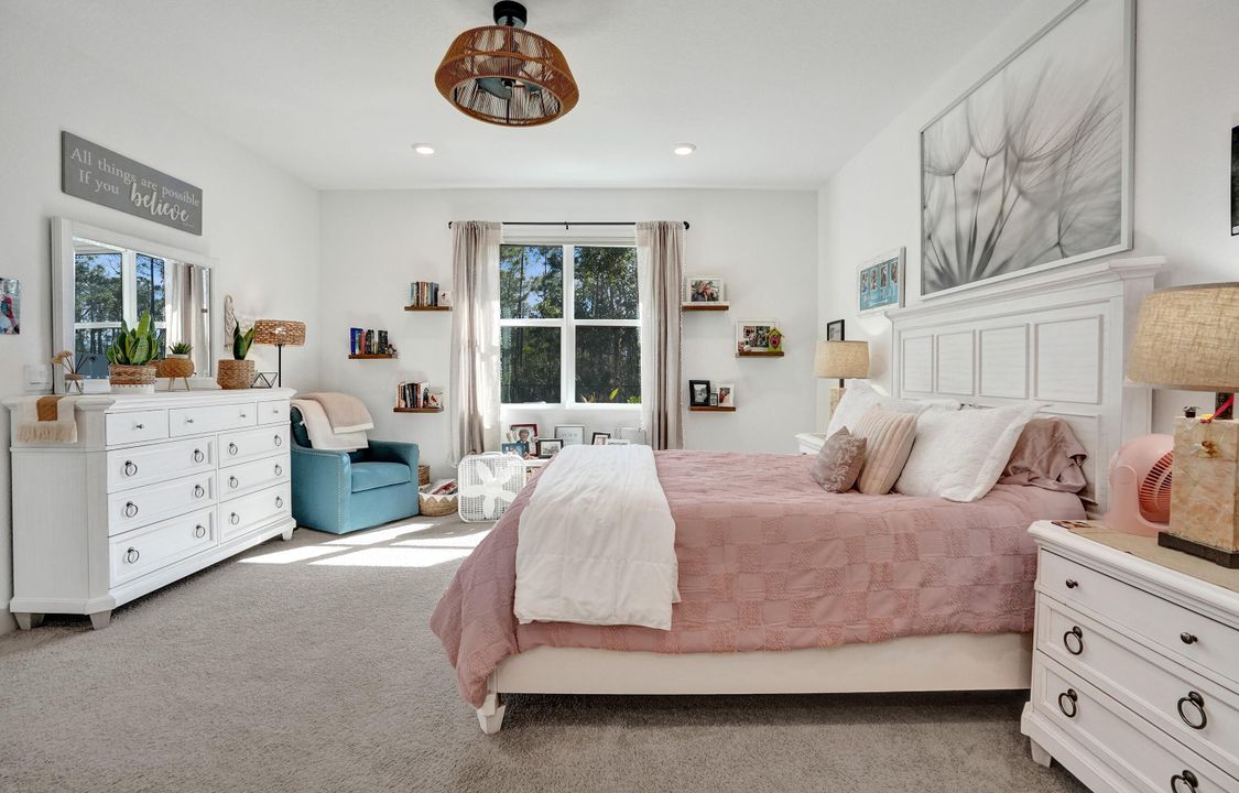 На продажу: $649,900 (4 спален, 2 ванн, 2034 Квадратных фут)