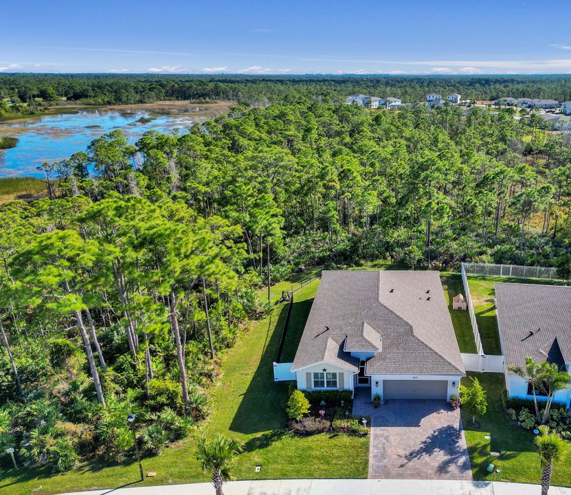 На продажу: $649,900 (4 спален, 2 ванн, 2034 Квадратных фут)