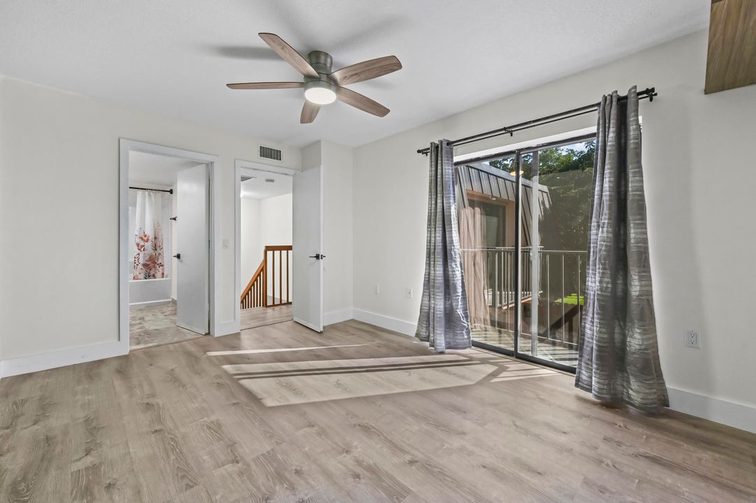 For Sale: $319,900 (2 beds, 2 baths, 1288 Square Feet)