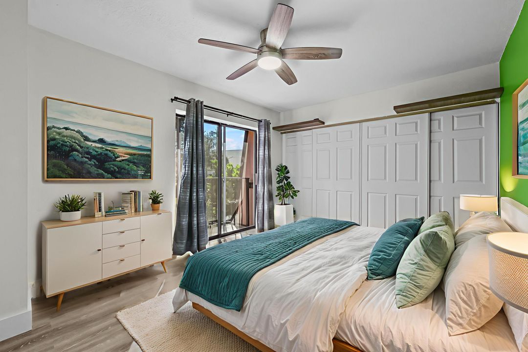 For Sale: $319,900 (2 beds, 2 baths, 1288 Square Feet)