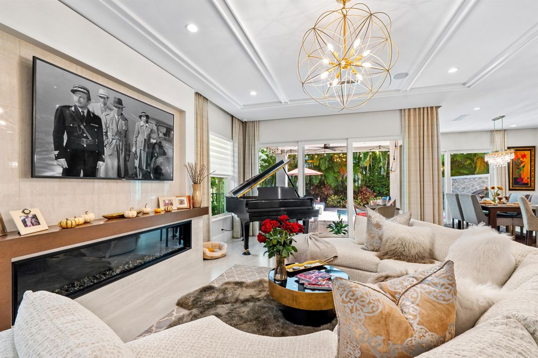 For Sale: $3,555,000 (3 beds, 3 baths, 2860 Square Feet)