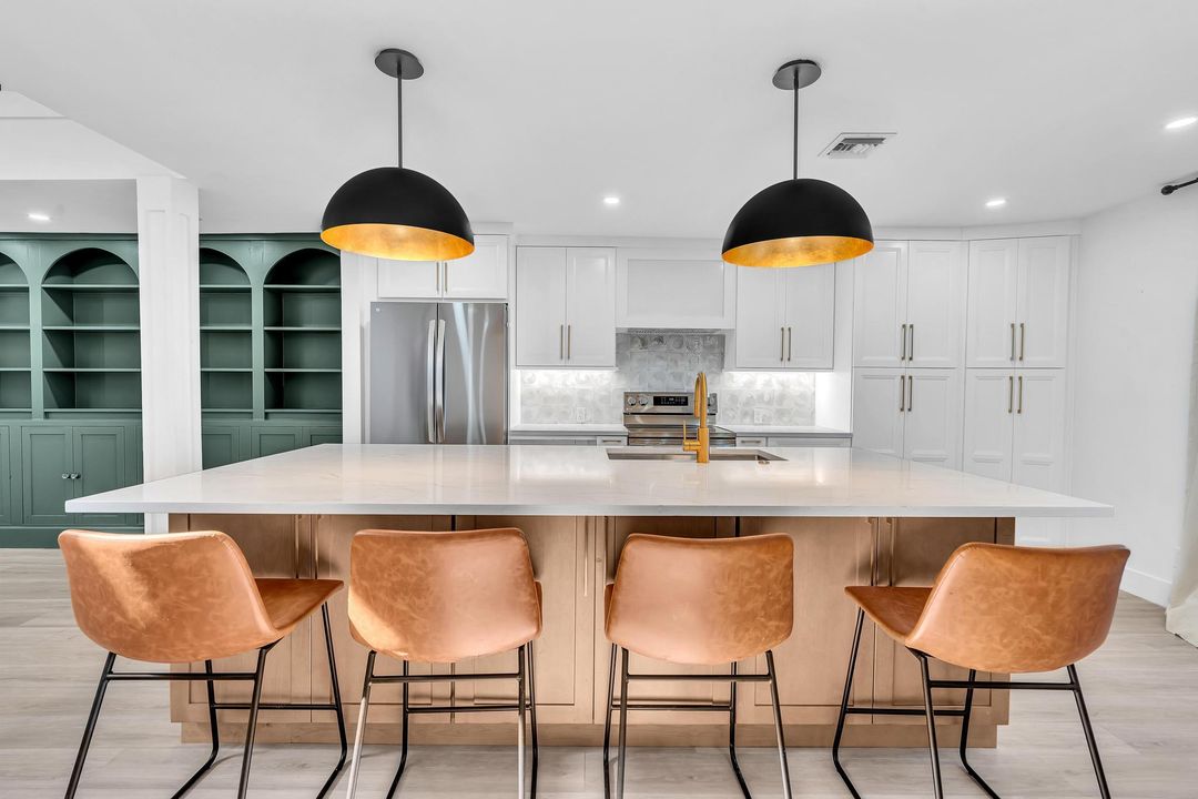 For Sale: $725,000 (4 beds, 2 baths, 2178 Square Feet)