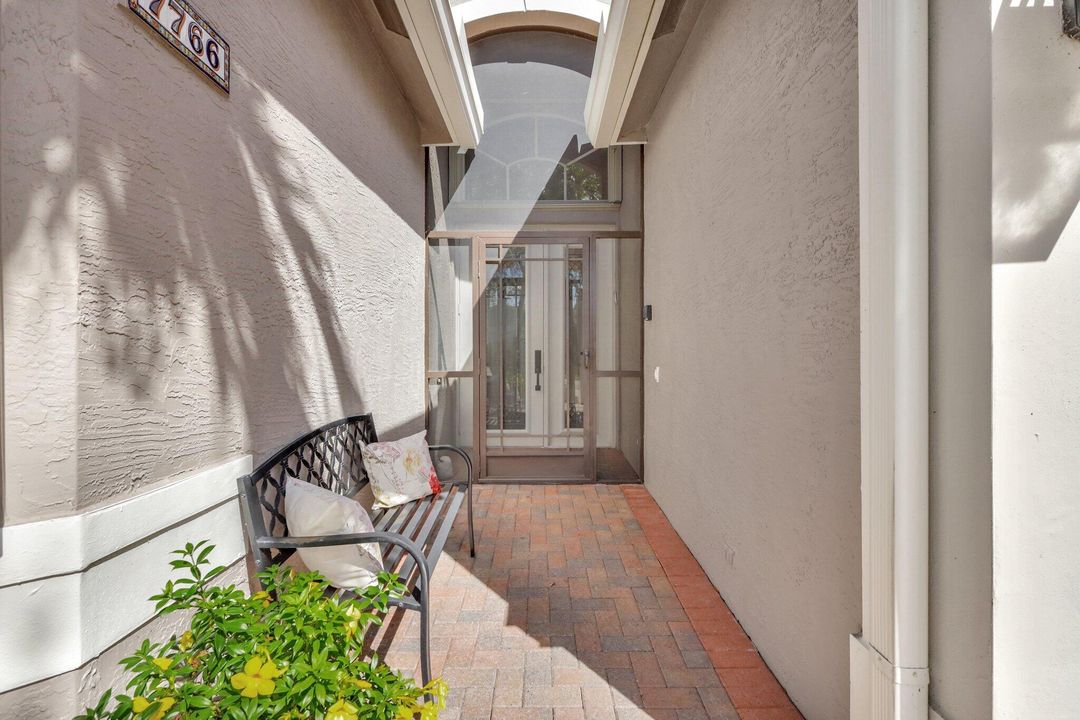 Active With Contract: $549,000 (3 beds, 2 baths, 2347 Square Feet)