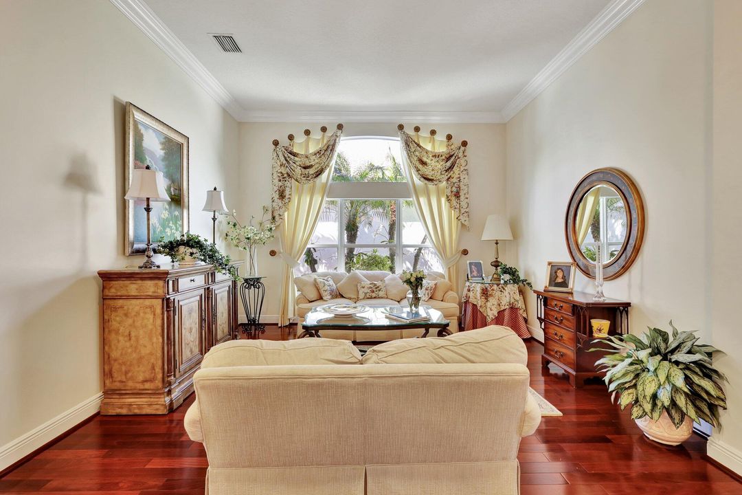 Active With Contract: $549,000 (3 beds, 2 baths, 2347 Square Feet)