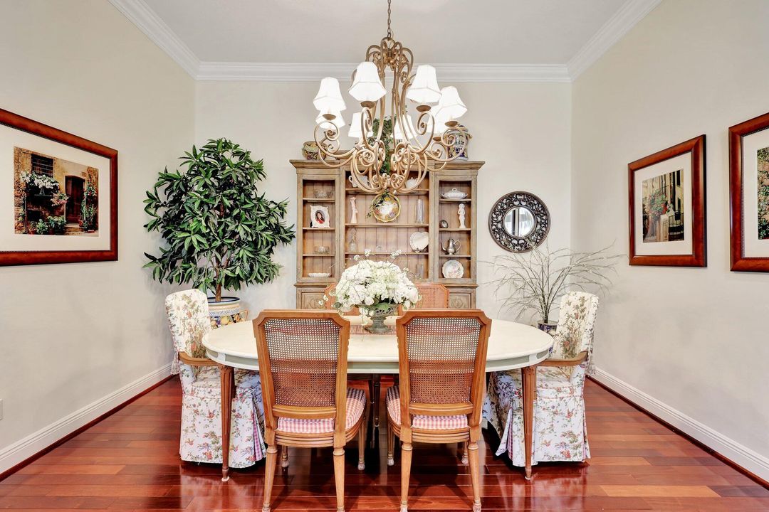 Active With Contract: $549,000 (3 beds, 2 baths, 2347 Square Feet)