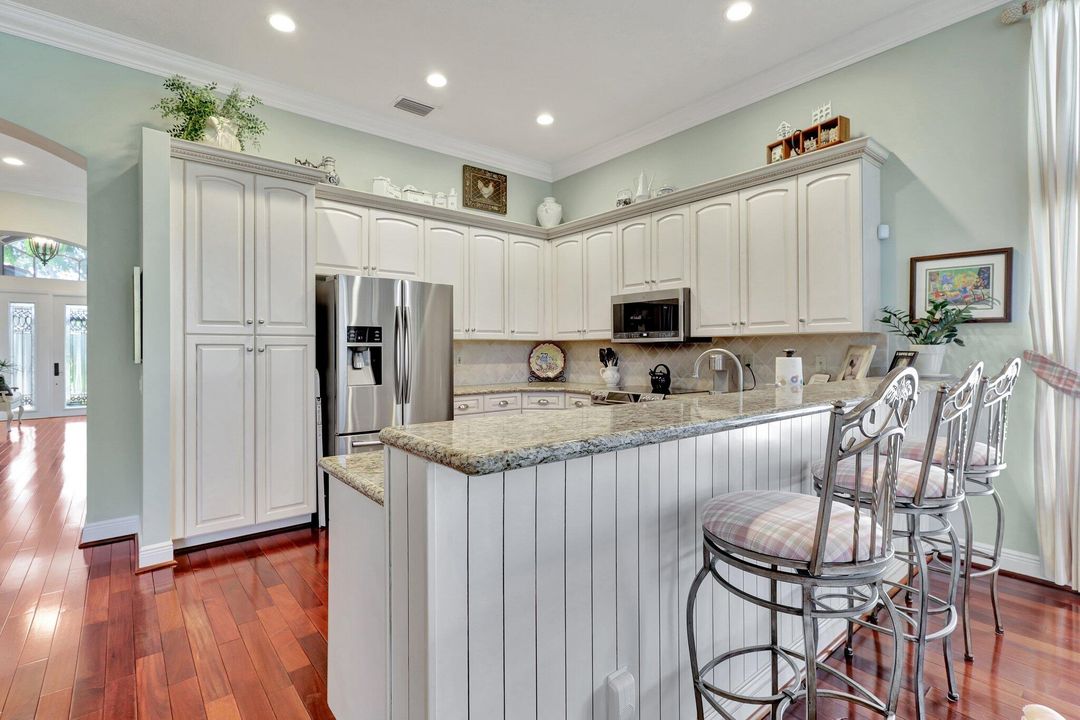 Active With Contract: $549,000 (3 beds, 2 baths, 2347 Square Feet)