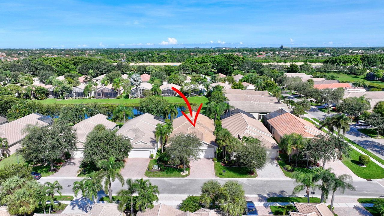 Active With Contract: $549,000 (3 beds, 2 baths, 2347 Square Feet)