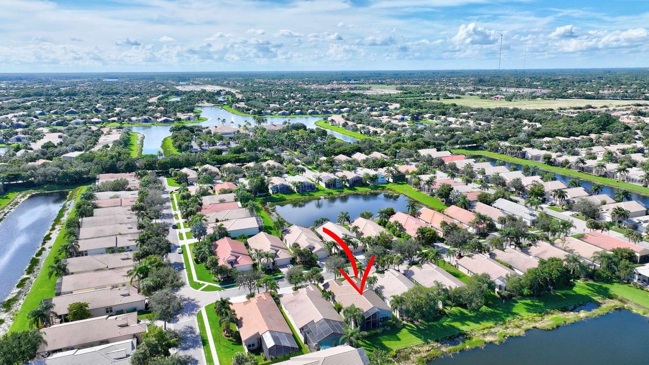 Active With Contract: $549,000 (3 beds, 2 baths, 2347 Square Feet)