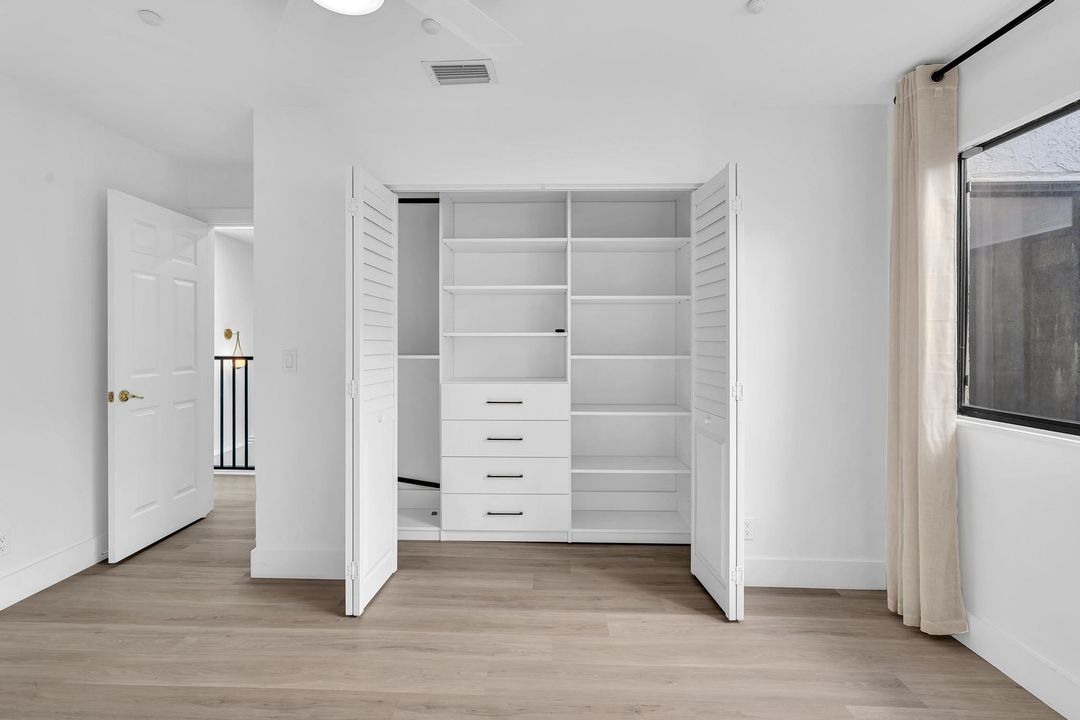 For Sale: $725,000 (4 beds, 2 baths, 2178 Square Feet)