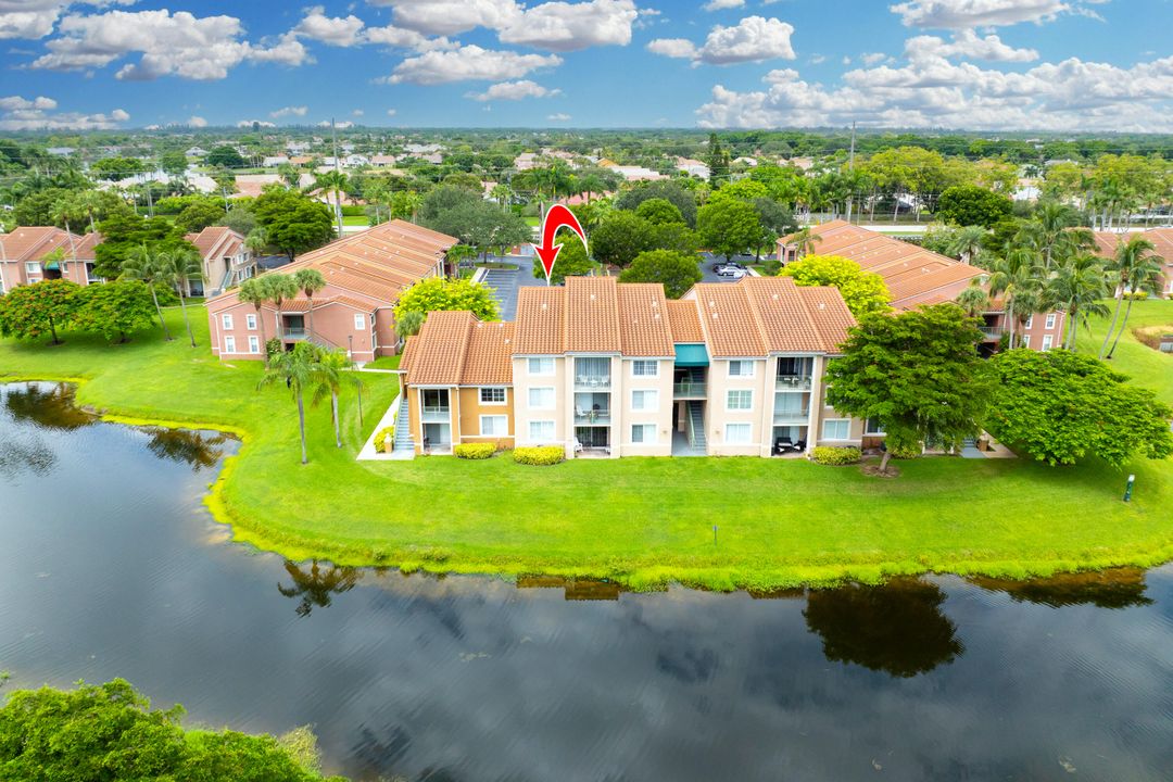 En Venta: $254,900 (2 camas, 2 baños, 1076 Pies cuadrados)