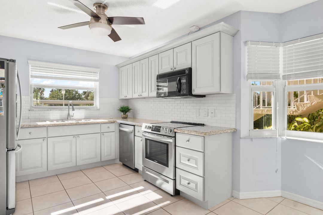 Activo con contrato: $225,000 (3 camas, 2 baños, 1314 Pies cuadrados)