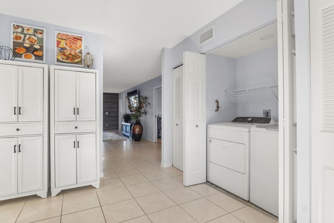 Activo con contrato: $225,000 (3 camas, 2 baños, 1314 Pies cuadrados)