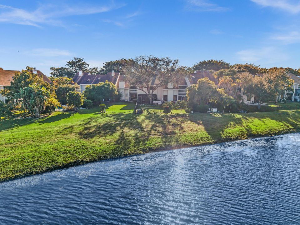 For Sale: $725,000 (4 beds, 2 baths, 2178 Square Feet)