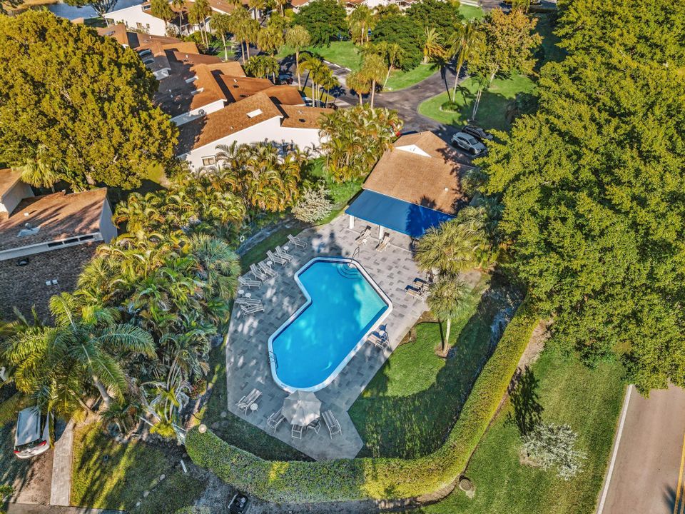 For Sale: $725,000 (4 beds, 2 baths, 2178 Square Feet)