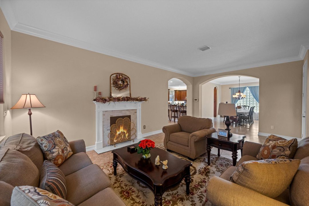 For Sale: $1,100,000 (5 beds, 4 baths, 3317 Square Feet)