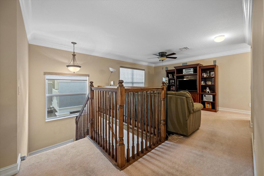 For Sale: $1,100,000 (5 beds, 4 baths, 3317 Square Feet)