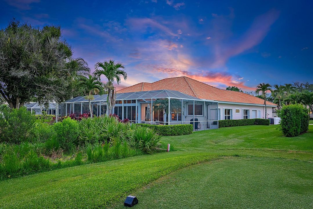 Под контрактом: $950,000 (3 спален, 2 ванн, 2574 Квадратных фут)