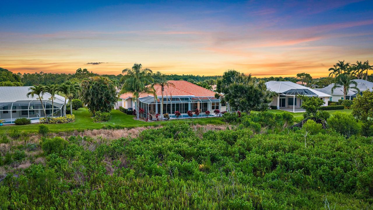 Под контрактом: $950,000 (3 спален, 2 ванн, 2574 Квадратных фут)