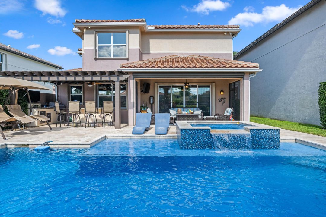 For Sale: $1,100,000 (5 beds, 4 baths, 3317 Square Feet)