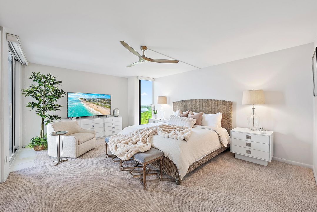 For Sale: $1,395,000 (2 beds, 2 baths, 1435 Square Feet)