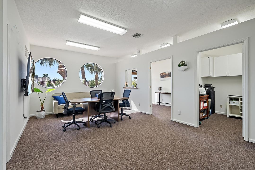 Active With Contract: $499,000 (0 beds, 0 baths, 1085 Square Feet)