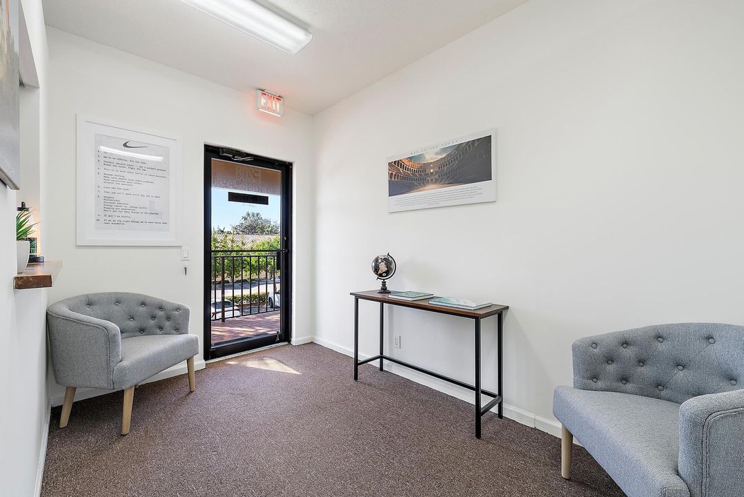 Active With Contract: $499,000 (0 beds, 0 baths, 1085 Square Feet)