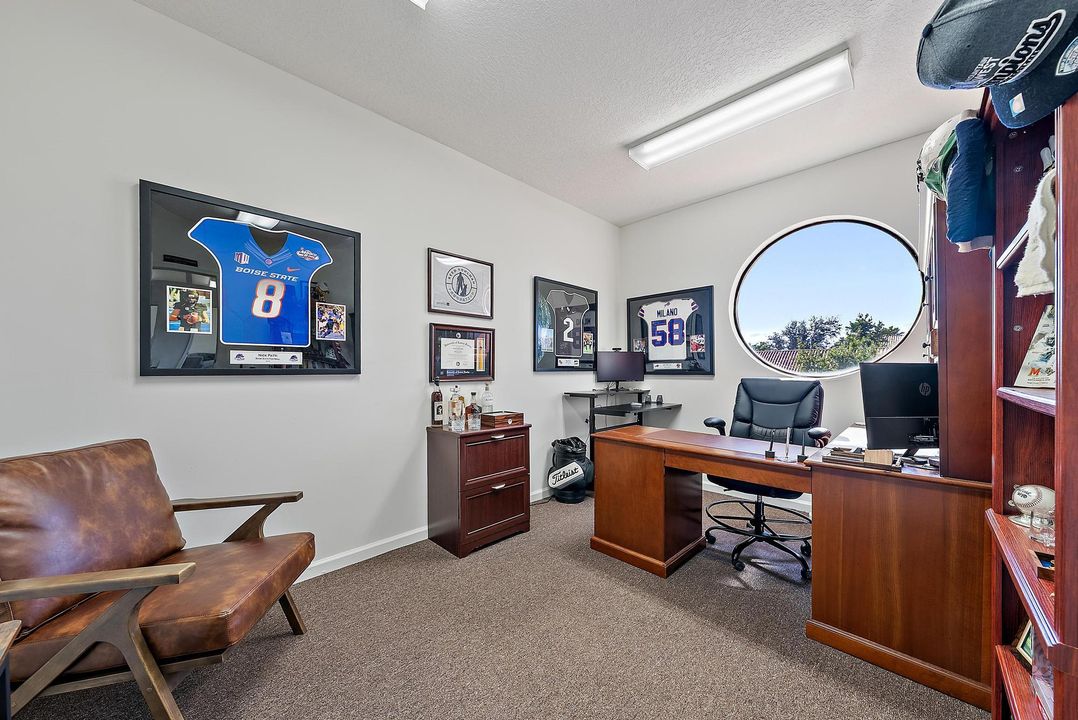 Active With Contract: $499,000 (0 beds, 0 baths, 1085 Square Feet)