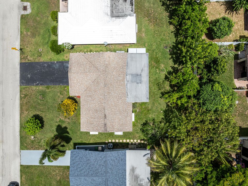 待售: $365,000 (2 贝兹, 2 浴室, 1414 平方英尺)