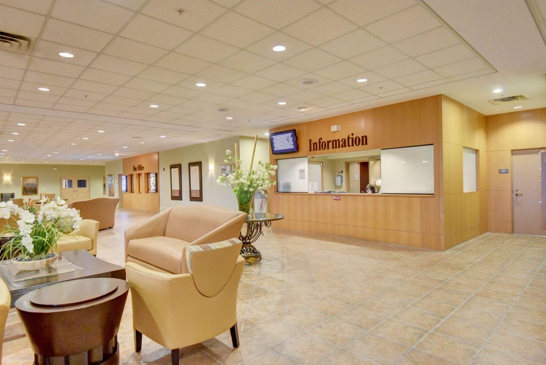 For Sale: $160,000 (2 beds, 1 baths, 840 Square Feet)