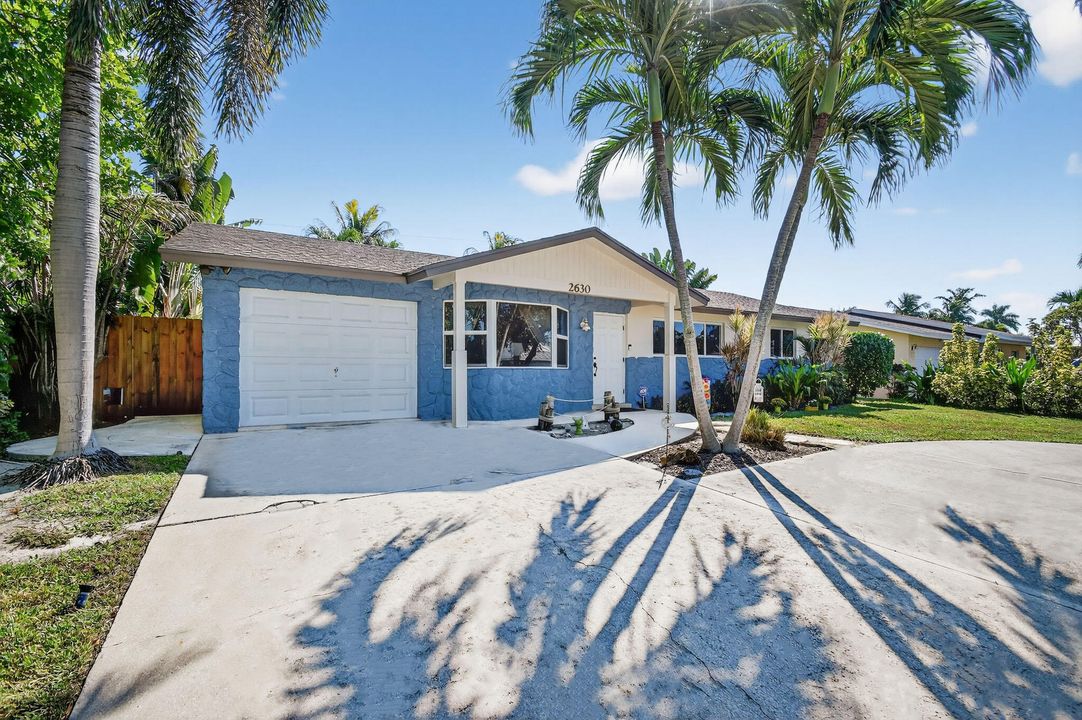 Active With Contract: $649,999 (3 beds, 2 baths, 1651 Square Feet)