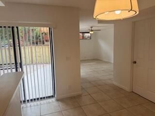 В аренду: $2,390 (2 спален, 2 ванн, 1302 Квадратных фут)