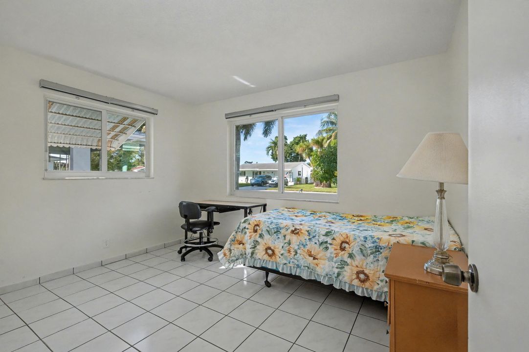 待售: $365,000 (2 贝兹, 2 浴室, 1414 平方英尺)