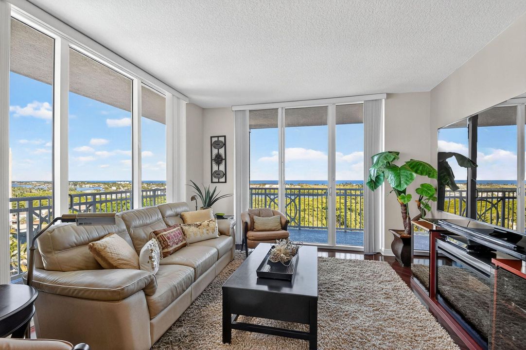 For Sale: $698,500 (3 beds, 2 baths, 1650 Square Feet)