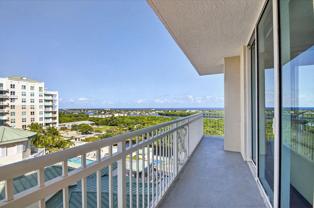 For Sale: $698,500 (3 beds, 2 baths, 1650 Square Feet)