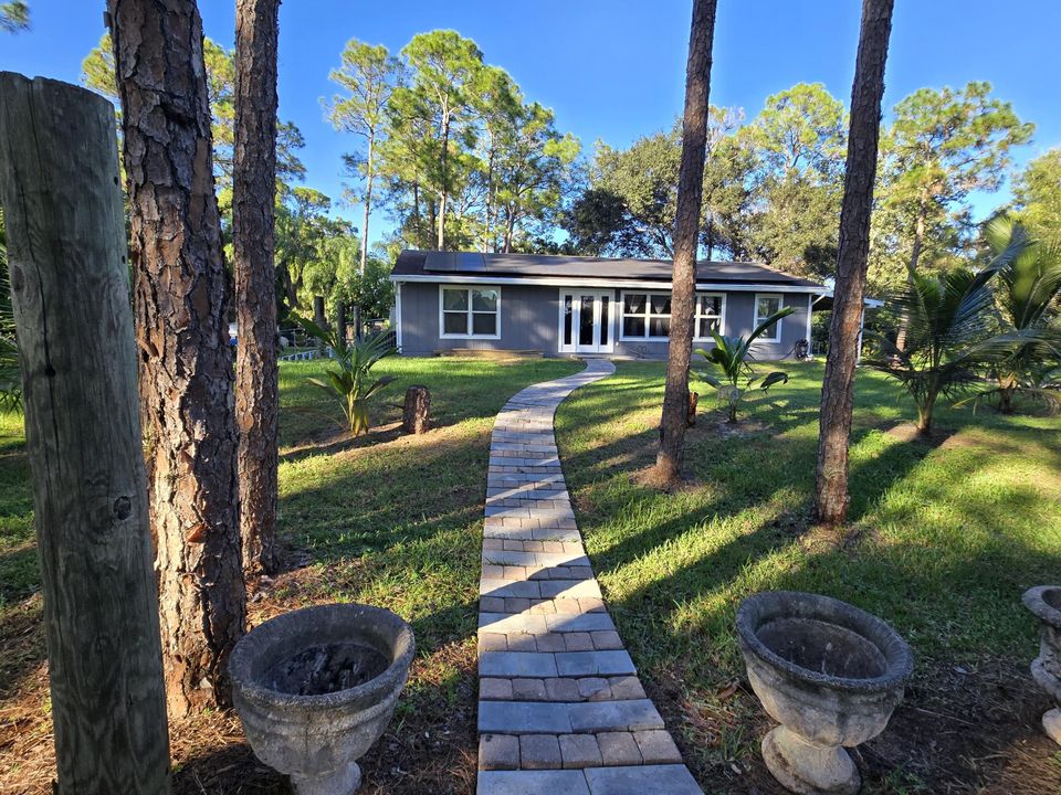 For Sale: $619,000 (3 beds, 2 baths, 1410 Square Feet)