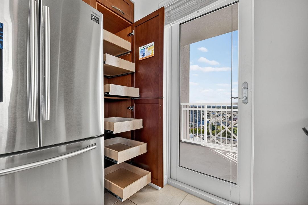 For Sale: $698,500 (3 beds, 2 baths, 1650 Square Feet)