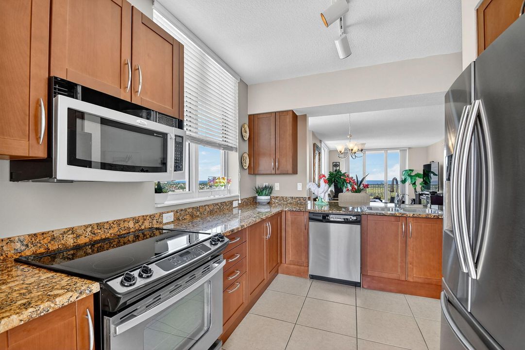 For Sale: $698,500 (3 beds, 2 baths, 1650 Square Feet)