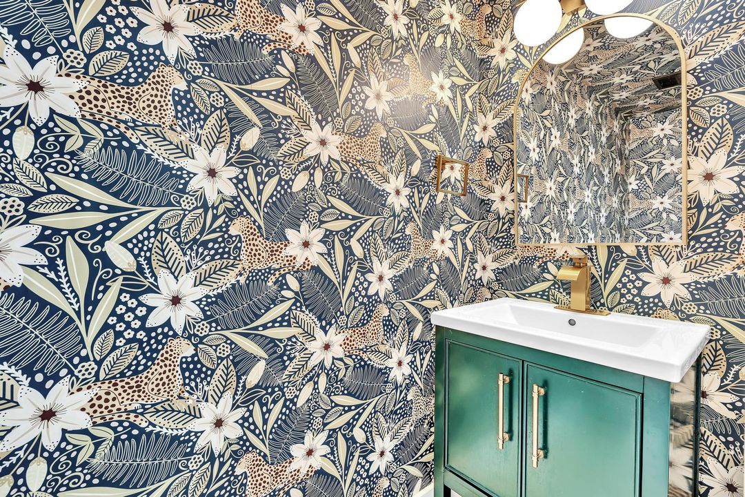 For Sale: $725,000 (4 beds, 2 baths, 2178 Square Feet)