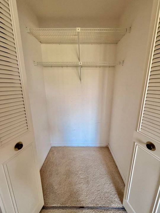 待售: $159,900 (2 贝兹, 2 浴室, 1059 平方英尺)