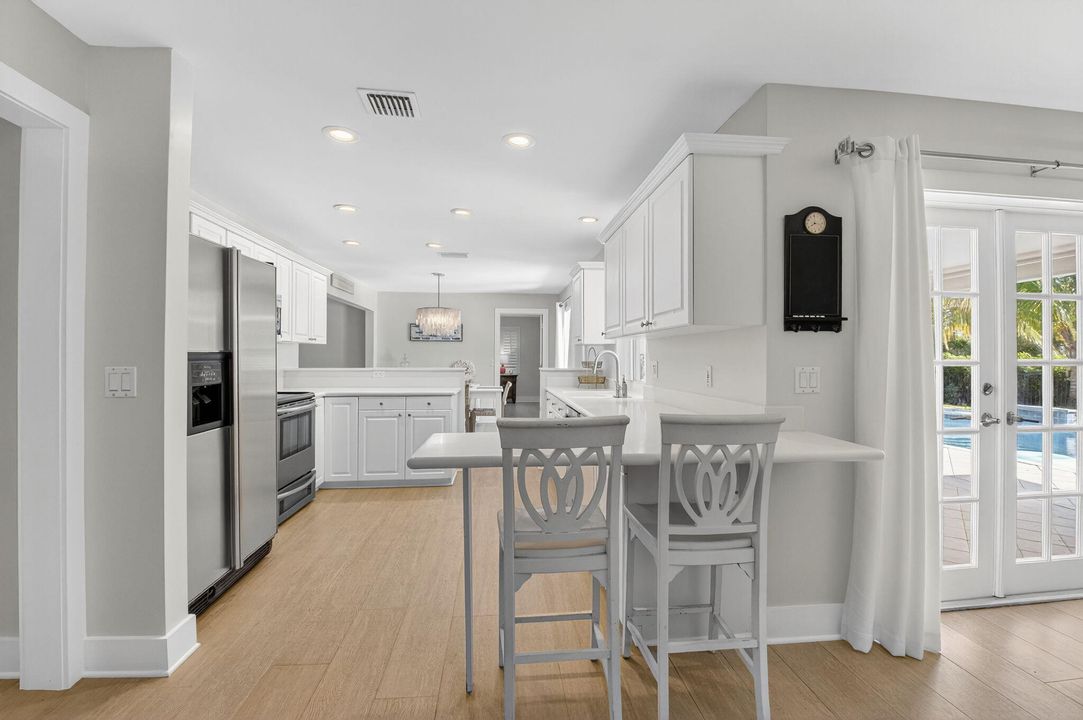 For Rent: $5,000 (3 beds, 2 baths, 1906 Square Feet)