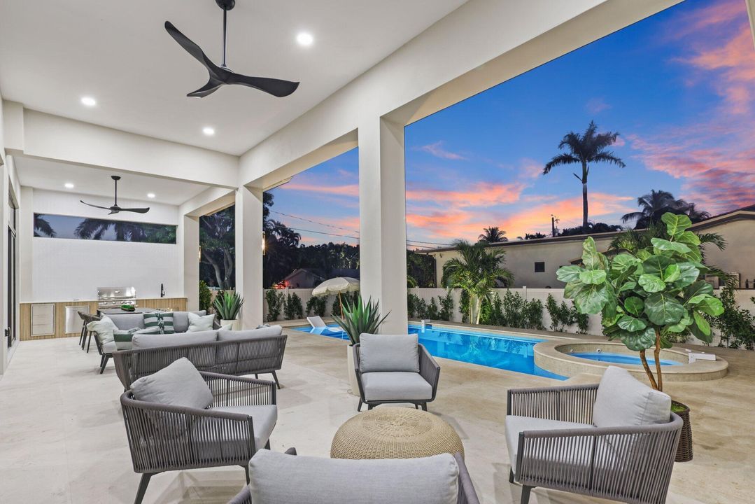 待售: $4,900,000 (5 贝兹, 5 浴室, 4573 平方英尺)