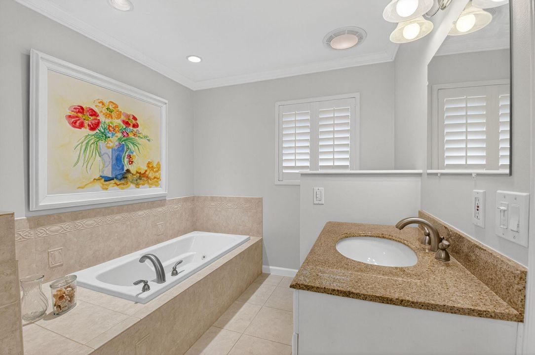 For Rent: $5,000 (3 beds, 2 baths, 1906 Square Feet)