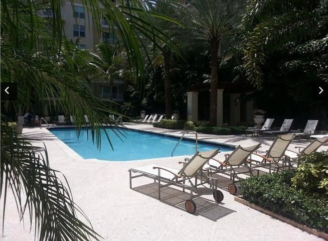 For Rent: $3,000 (2 beds, 1 baths, 1265 Square Feet)