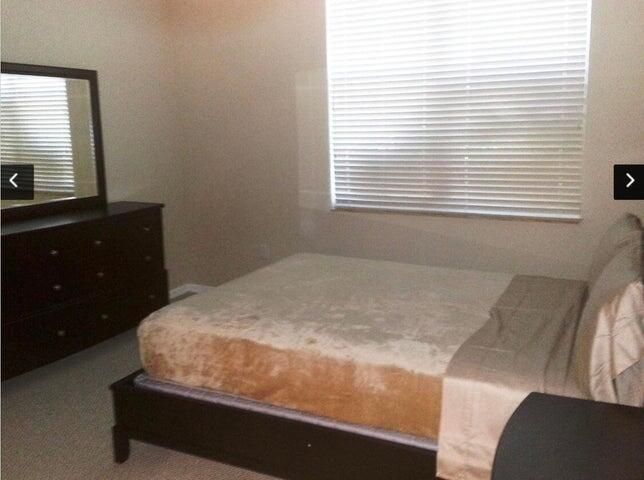 For Rent: $3,000 (2 beds, 1 baths, 1265 Square Feet)